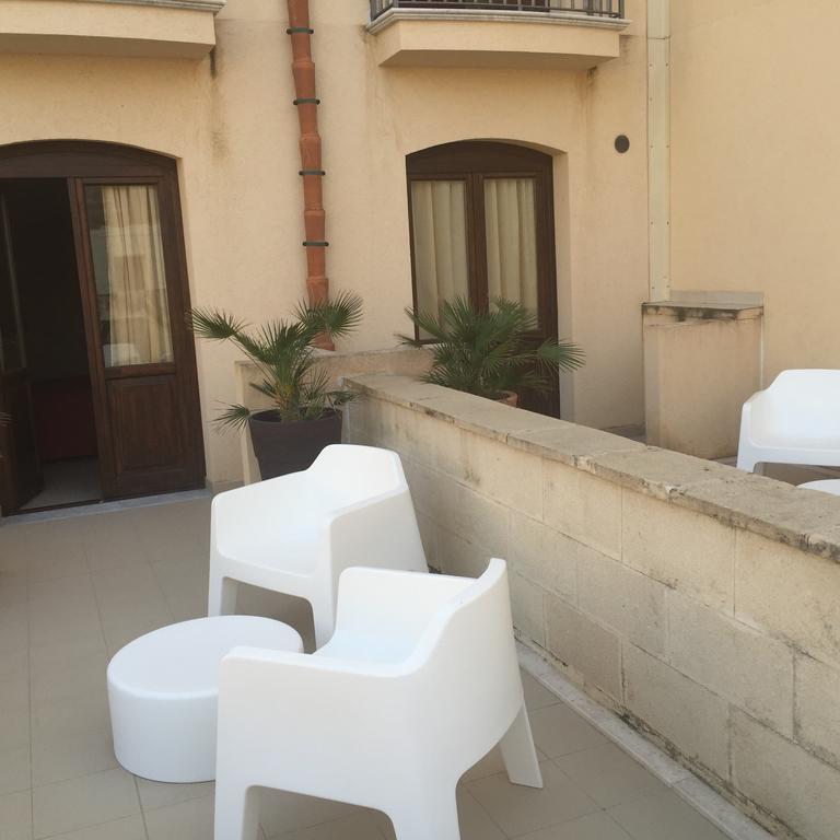 Hotel Il Portico Favignana Dış mekan fotoğraf