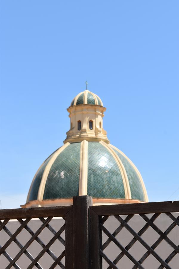 Hotel Il Portico Favignana Dış mekan fotoğraf