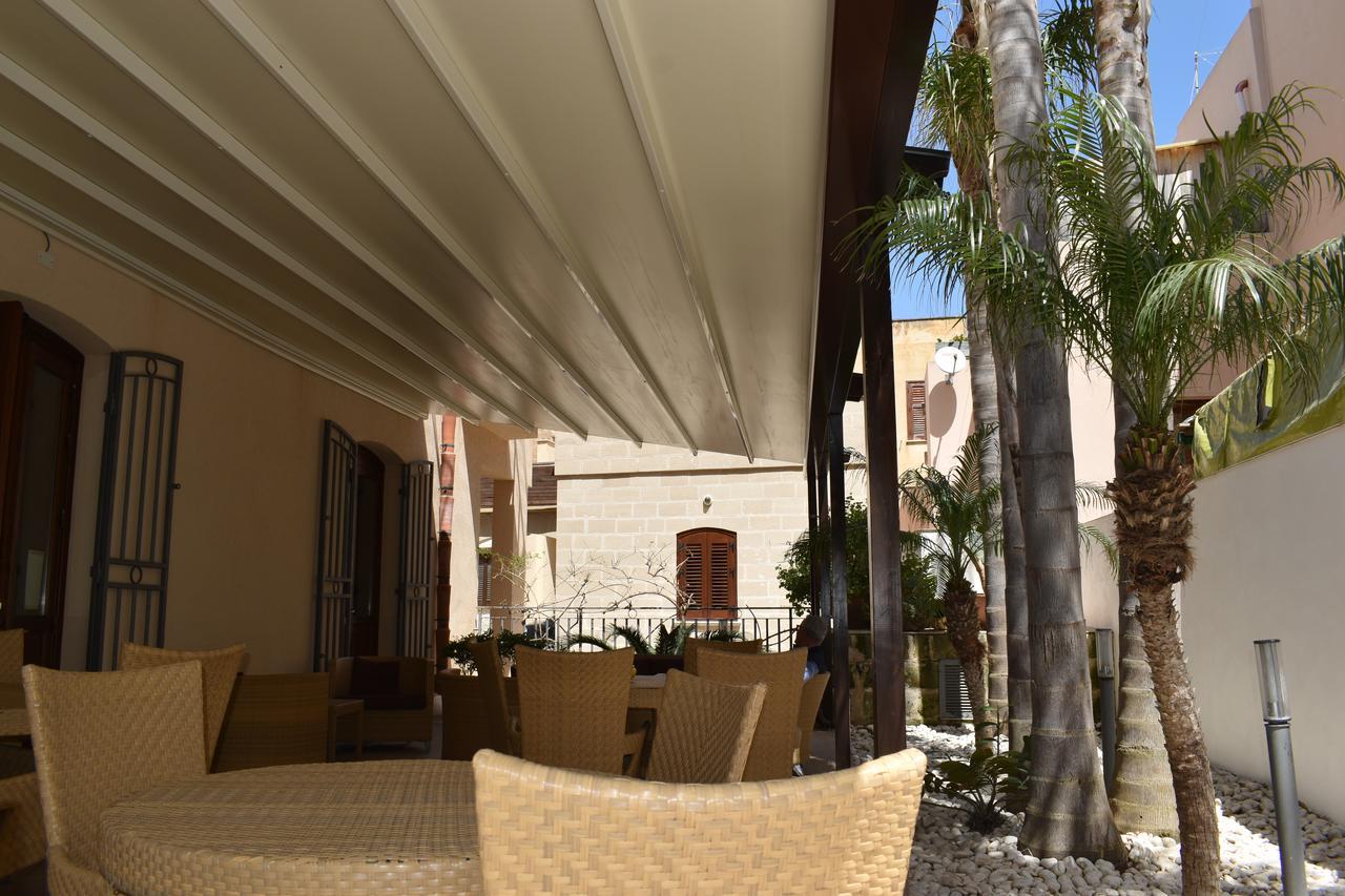 Hotel Il Portico Favignana Dış mekan fotoğraf